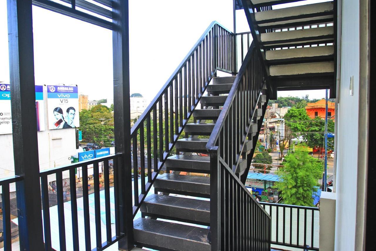 Reddoorz Plus At Pelita Guest House Balikpapan 외부 사진
